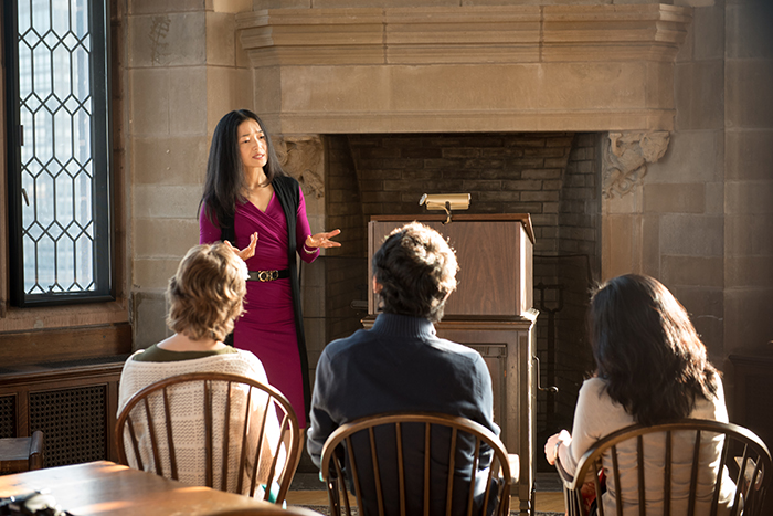 Professor Jing Tsu holds a seminar in the department library