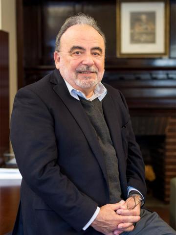 Roberto González Echevarría's picture